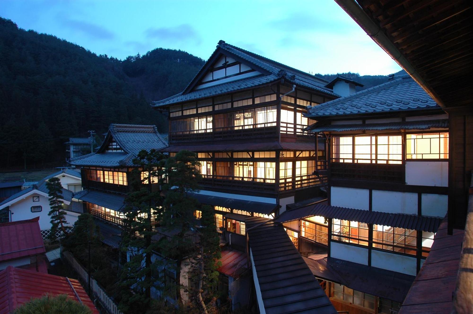 Masuya Ryokan Aoki Exteriér fotografie